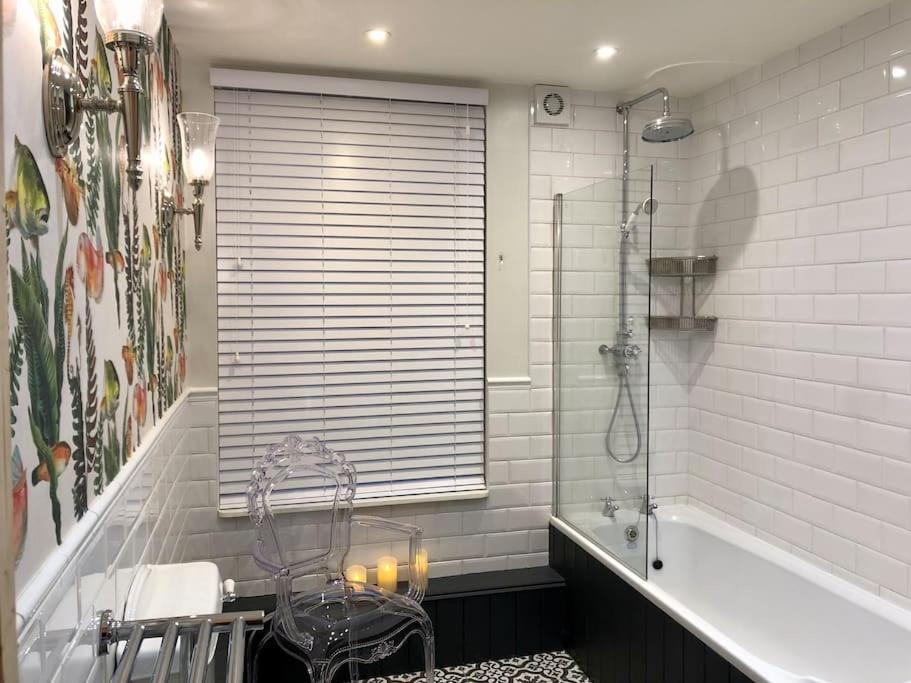 The Pirate'S Palace, Whitby - Elegant, Comfy, Fun Екстер'єр фото