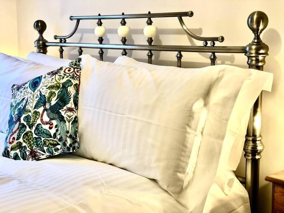 The Pirate'S Palace, Whitby - Elegant, Comfy, Fun Екстер'єр фото