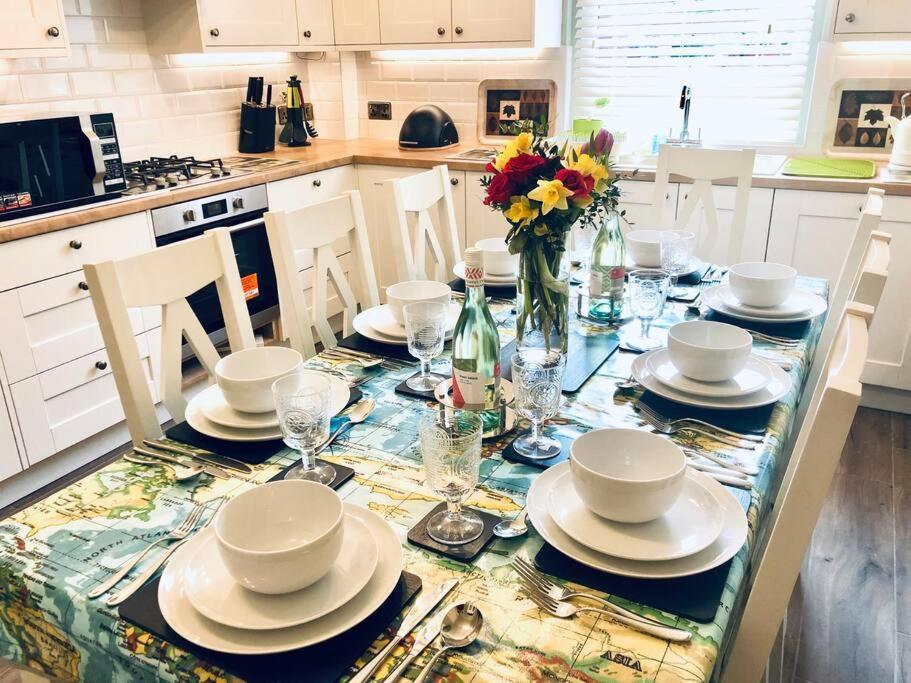 The Pirate'S Palace, Whitby - Elegant, Comfy, Fun Екстер'єр фото